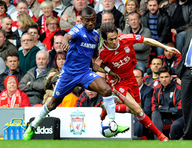 中场球员正 中场球员正