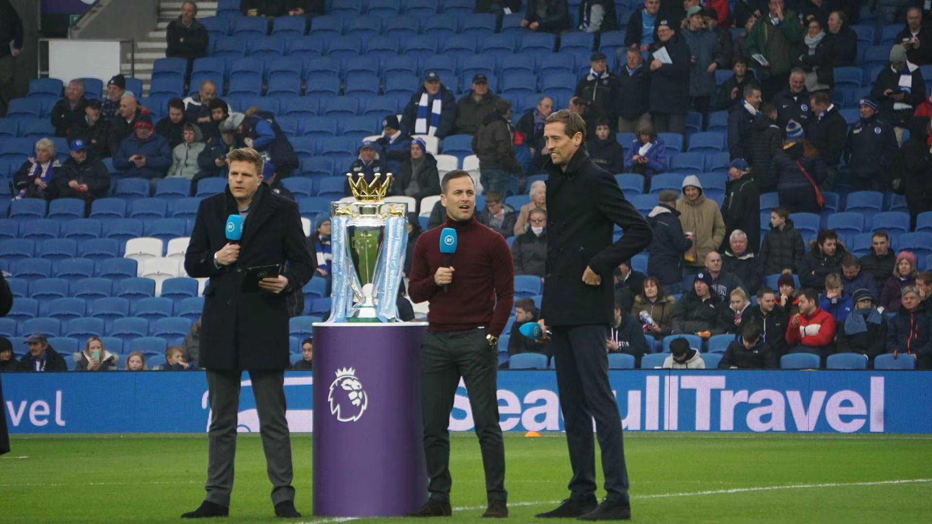 对于纽卡斯 对于纽卡斯